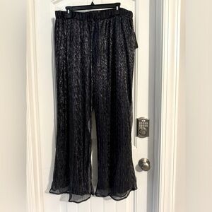 Elegant Black Pleated Women's Pants
